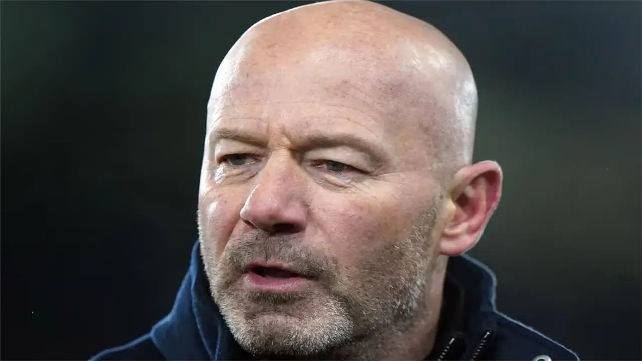 آلان شيرر يختار أفضل لاعب في ليفربول بعد أدائه الذي فاق التوقعات